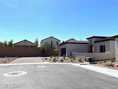 9086 Golden Crow Las Vegas, NV 89148