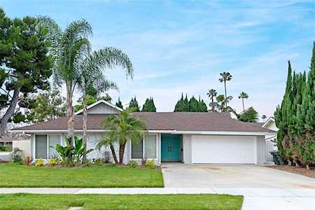 3101 Lincoln Way Costa Mesa, CA 92626