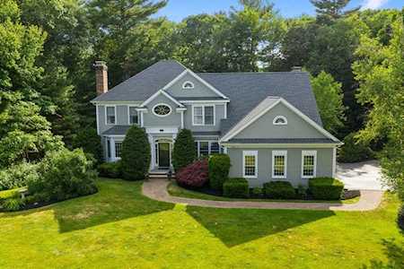 267 Old Cart Way North Andover, MA 01845