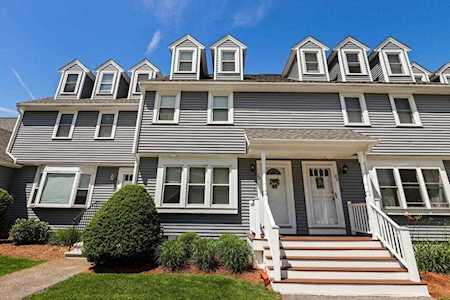 79 Merrimack Meadows Ln #79 Tewksbury, MA 01876