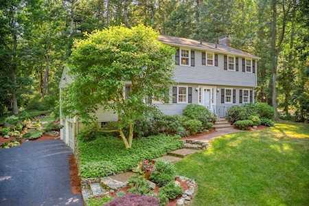 42 Gould Rd Bedford, MA 01730