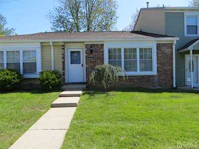242 Chaucer Court Old Bridge, NJ 08857