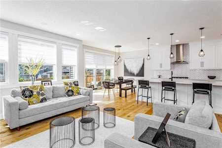 52 Tuscany Ridge Manor NW Calgary, AB T3L 0E4