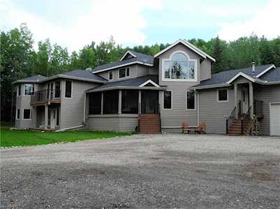 131 Wild Rose Close Bragg Creek, AB T0L 0K0