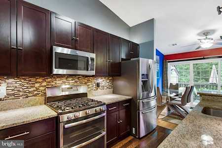 7123 Elm Ct Monmouth Junction, NJ 08852