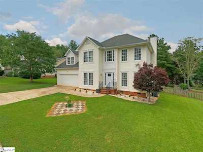 105 Fawn Ridge Way Mauldin, SC 29662