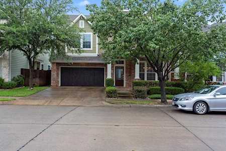 2506 Kodiak Circle Euless, TX 76039