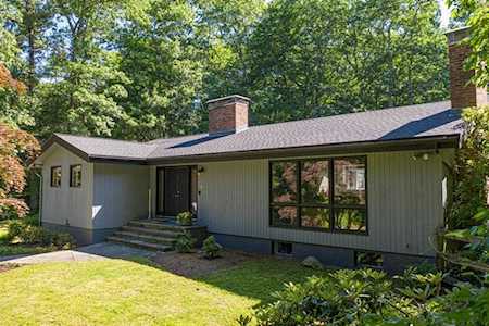 11 Sherbrooke Dr. Dover, MA 02030