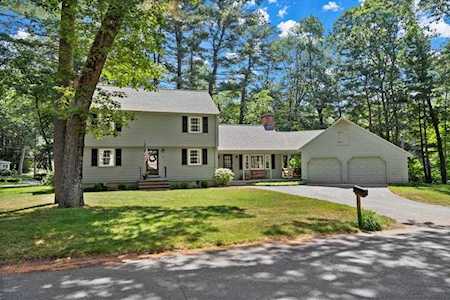 26 Country Village Lane Sudbury, MA 01776