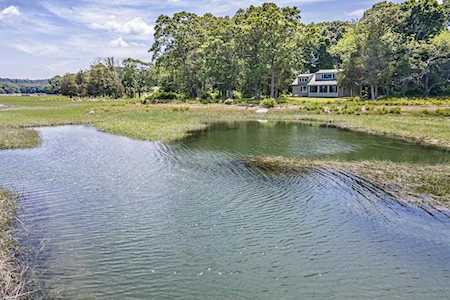 42 Damons Point Circle Marshfield, MA 02050