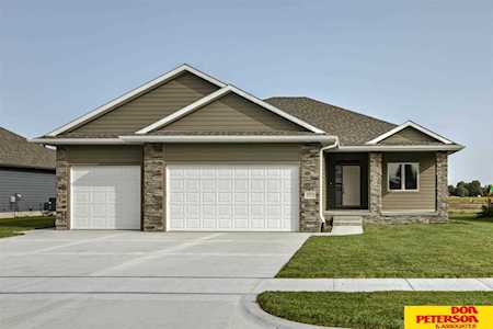 2852 Brooks Hollow Dr Fremont, NE 68025