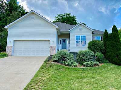 9409 Jonathan Pl Crestwood, KY 40014