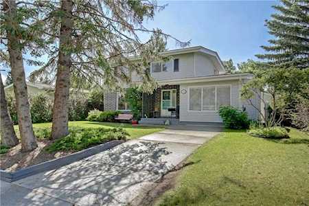 151 Southampton Drive SW Calgary, AB T2W 0V3