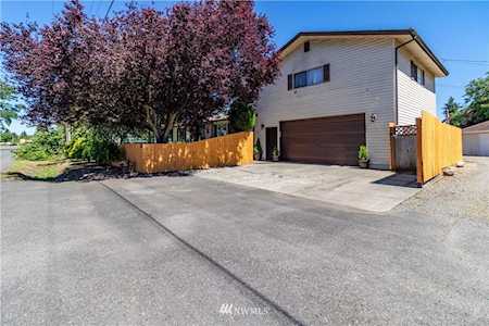 206 Tilley Ave Centralia, WA 98531