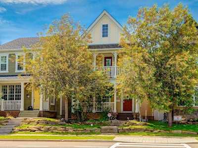 3909 20 St SW Calgary, AB T2T 7M7