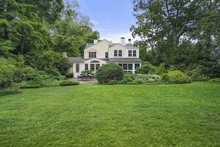 32 Vine Brook Road Lexington, MA 02421