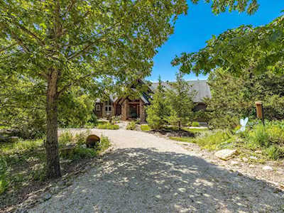 2480 Alpine Lake Dr Innsbrook, MO 63390