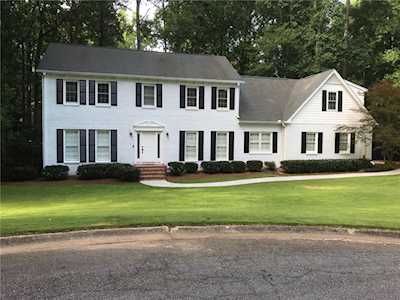 4330 Blackland Way Marietta, GA 30067