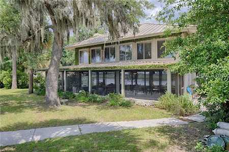 16 Kirk Bluff Rd Bluffton, SC 29910