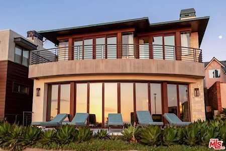 3001 The Strand Hermosa Beach, CA 90254