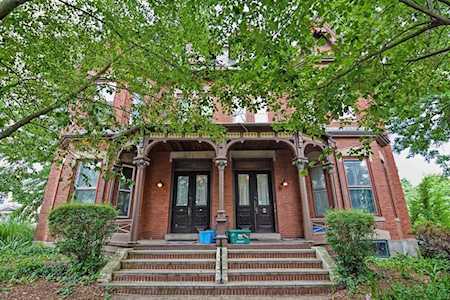 18 West St #3 Worcester, MA 01609