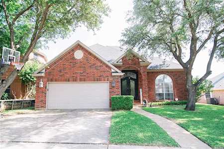 6740 Dogwood Lane North Richland Hills, TX 76182
