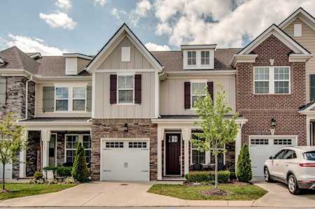 1045 Livingstone Ln Mount Juliet, TN 37122