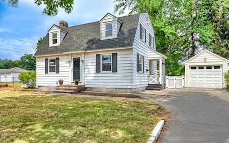 138 Dalton Rd. Chelmsford, MA 01824