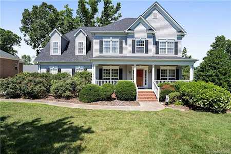 4948 Wynford Ct Harrisburg, NC 28075