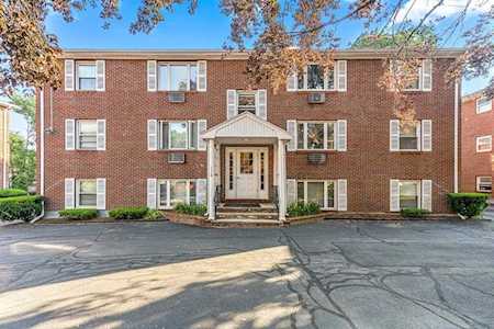 118 Decatur St #7 Arlington, MA 02474