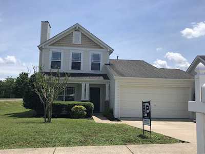 3705 Springwater Dr Nashville, TN 37221