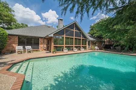 200 Meadowview Circle Coppell, TX 75019