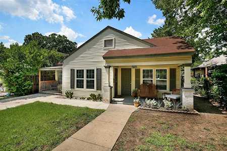 2723 W Brooklyn Avenue Dallas, TX 75211