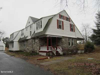 231 High St Pittsfield, MA 01201