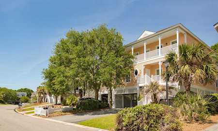 37 Pelican Reach Isle Of Palms, SC 29451
