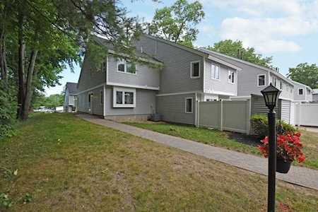 43 Meadow Pond Dr #H Leominster, MA 01453