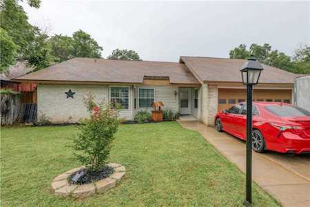 12207 Double Tree Ln Austin, TX 78750