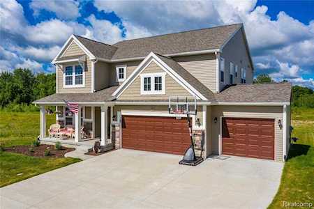 10136 St Ives Way Grand Blanc Twp, MI 48439
