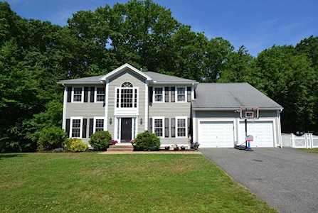 9 Lincoln Rd Ashland, MA 01721