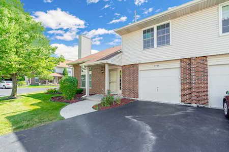 8532 161st St Tinley Park, IL 60487