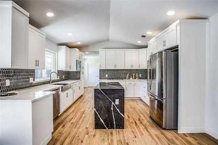 5710 Forest Lane Dallas, TX 75230