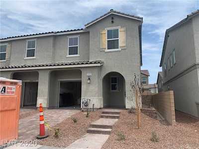 5336 Silver Branch Las Vegas, NV 89118