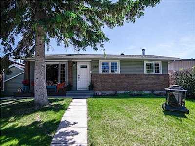 269 Midridge Crescent SE Calgary, AB T2X 1C8