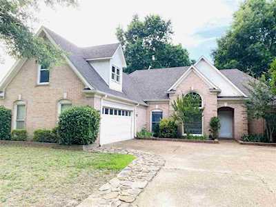 2589 S Country Glade Cv Memphis, TN 38016