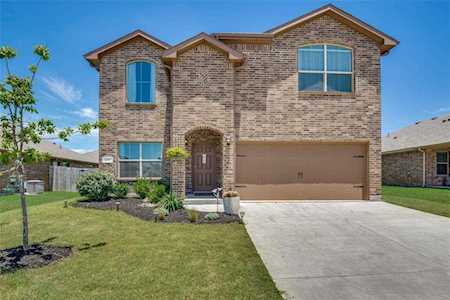 317 Triple Crown Lane Ponder, TX 76259