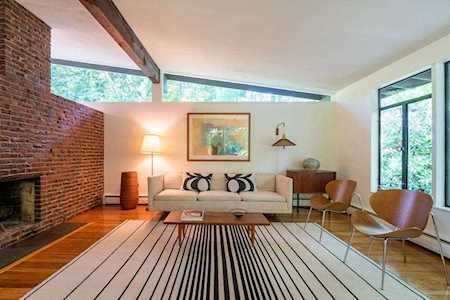 1 Dewey Rd Lexington, MA 02420