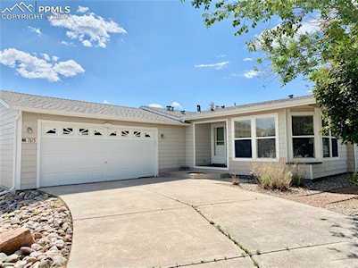 7615 Grizzly Bear Point Colorado Springs, CO 80922