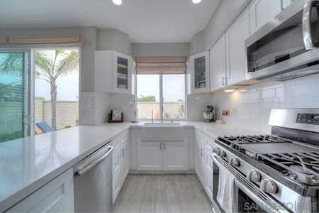 406 Carmel Creeper Pl Encinitas, CA 92024