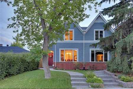 1931 47 Avenue SW Calgary, AB T2T 2S5