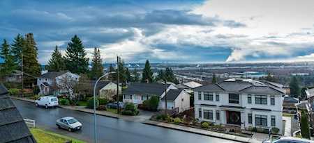 5307 Carson Street Burnaby, BC V5J 2Z3